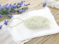 Jabón de flor de lavanda con cuerda